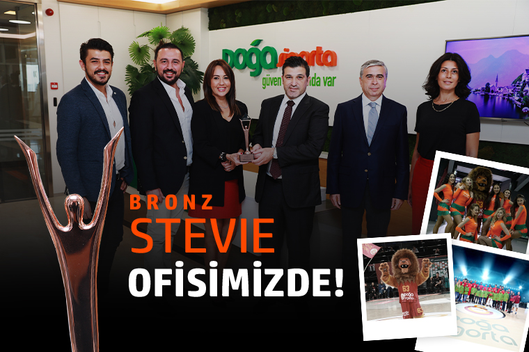 Bronz Stevie Ödülümüz Ofisimizde! Görsel